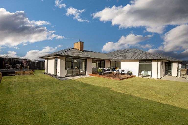 Photo of property in 6 Sequoia Close, Alexandra, 9320