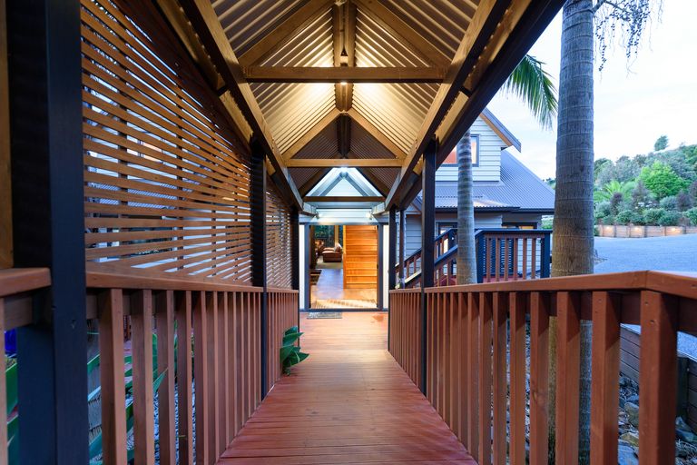 Photo of property in 17 Roger Guy Place, Welcome Bay, Tauranga, 3175