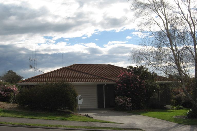 Photo of property in 14 Lucerne Place, Welcome Bay, Tauranga, 3112