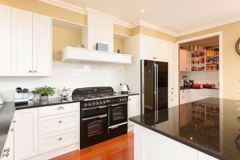 Photo of property in 166 Oriental Parade, Papamoa Beach, Papamoa, 3118