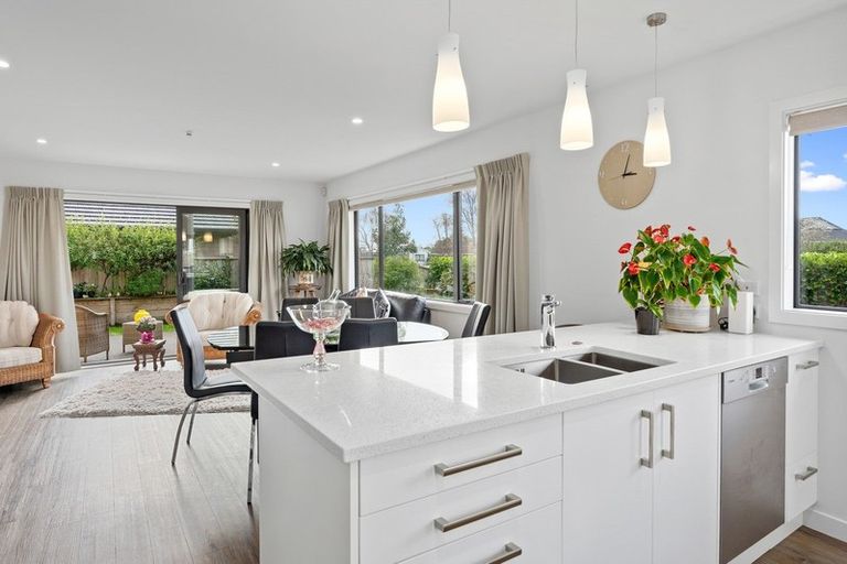 Photo of property in 2 Pohatu Lane, Otaki, 5512