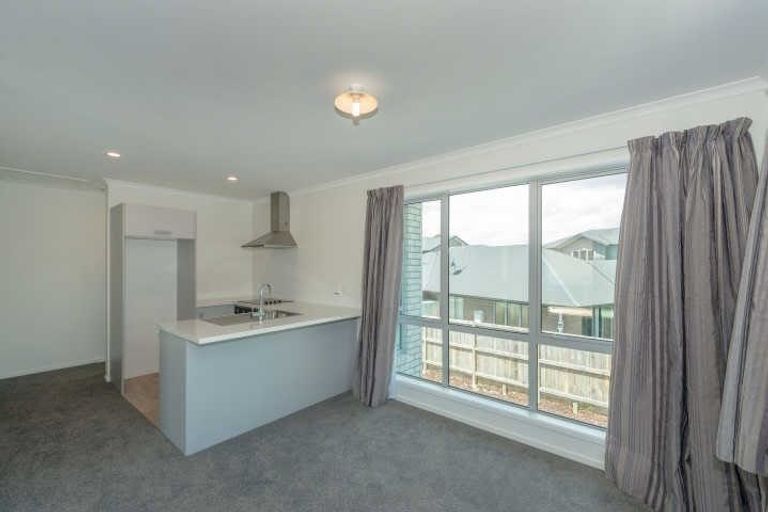 Photo of property in 1/25 Jones Crescent, Melville, Hamilton, 3206