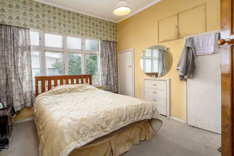 Photo of property in 13 Daniel Street, Martinborough, 5711