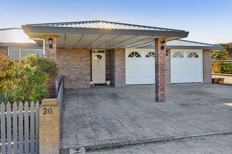 Photo of property in 20 Hira Street, Ohawe, Hawera, 4671