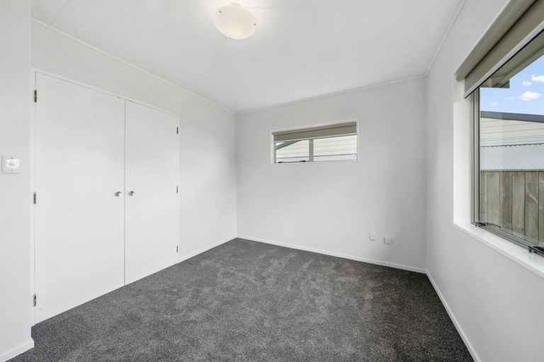 Photo of property in 9a Kebbell Avenue, Levin, 5510
