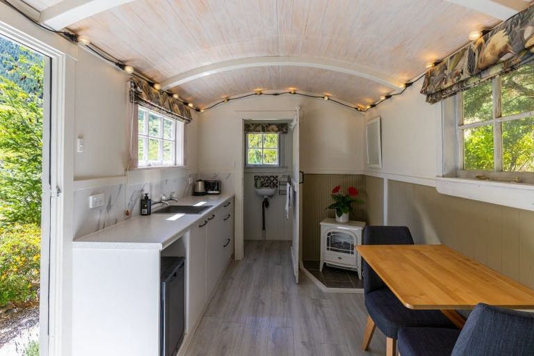 Photo of property in 1067 Taylor Pass Road, Taylor Pass, Blenheim, 7274