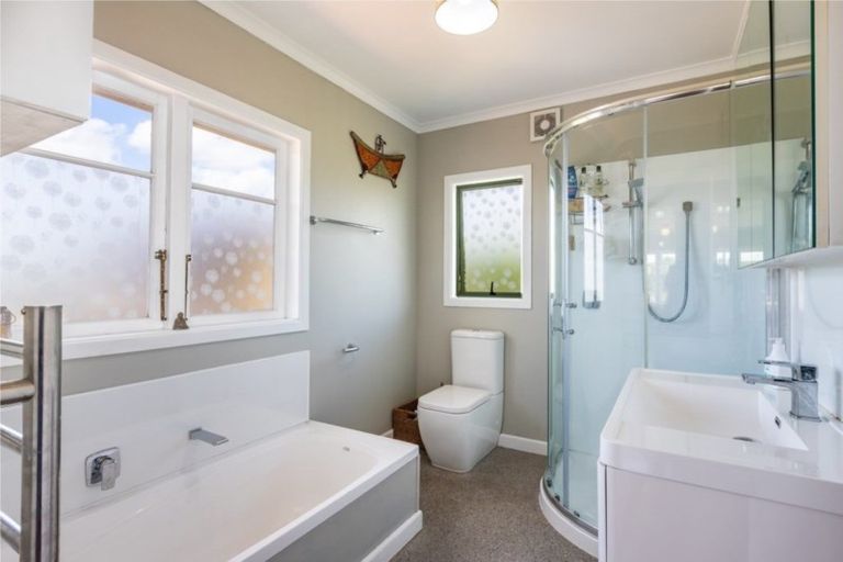 Photo of property in 31 Ranganui Road, Kaiwaka, 0573