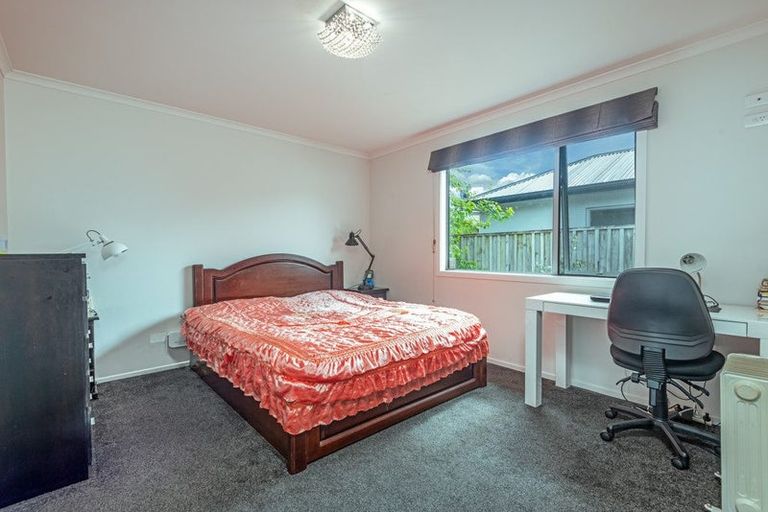 Photo of property in 8 Cardiff Street, Highbury, Palmerston North, 4412