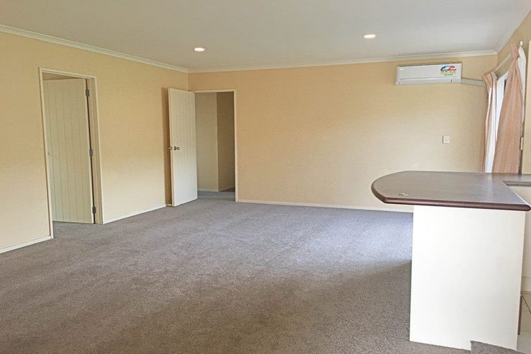 Photo of property in 10 Sayes Close, East Tamaki, Auckland, 2013