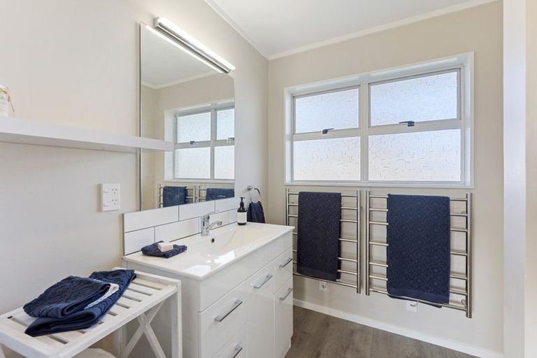 Photo of property in 26 Mountainview Terrace, Otaki Beach, Otaki, 5512