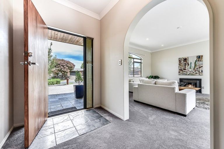 Photo of property in 52 Diomede Glade, Flagstaff, Hamilton, 3210