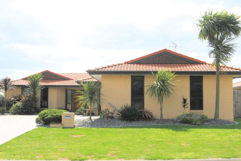 Photo of property in 25 Sorrento Key, Papamoa Beach, Papamoa, 3118