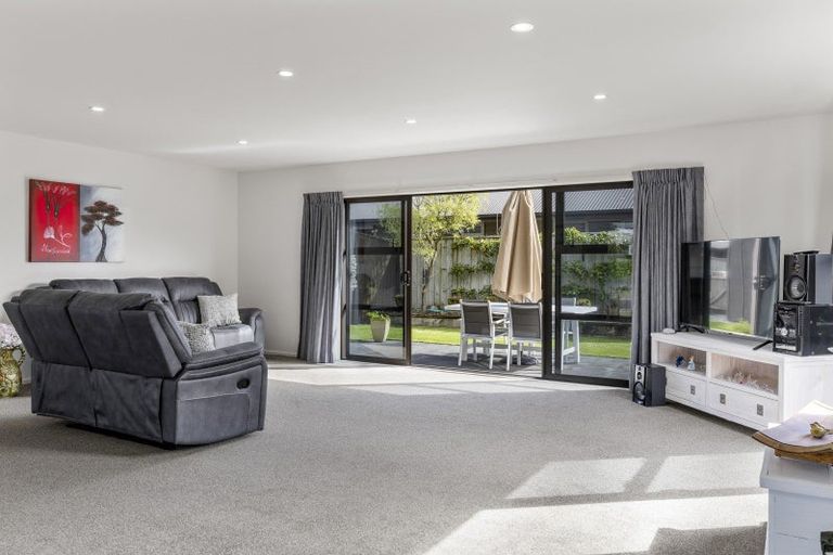 Photo of property in 22 Victoria Street, Richmond Heights, Taupo, 3330