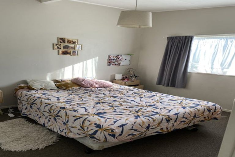 Photo of property in 2/804 Miller Street, Hastings, 4122