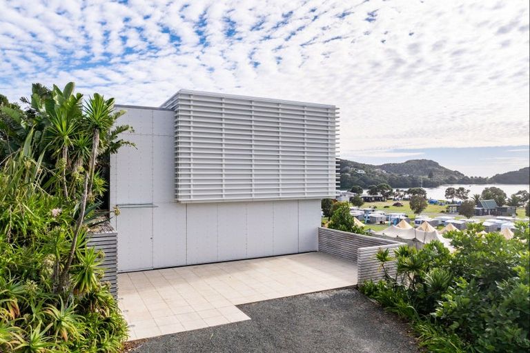 Photo of property in 53 Olsen Avenue, Mangawhai Heads, Mangawhai, 0505