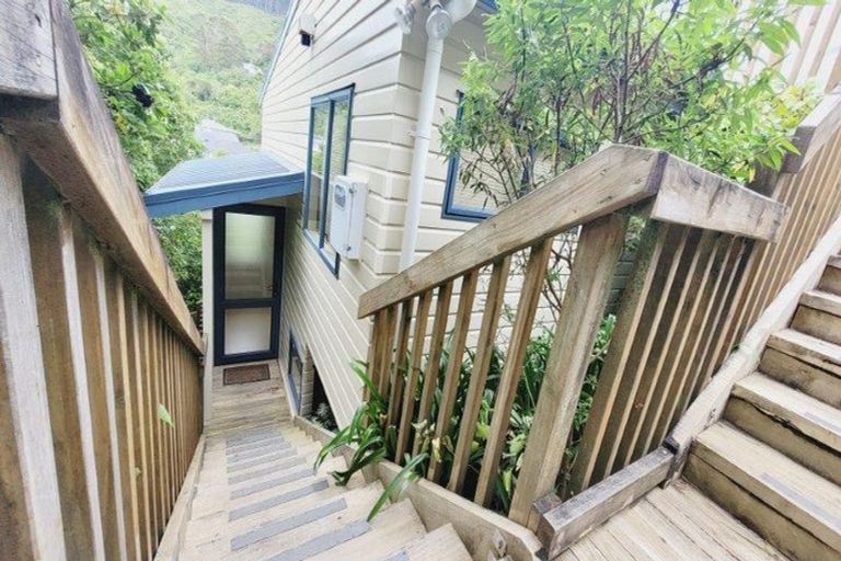 Photo of property in 35 Olivia Crescent, Tawa, Wellington, 5028