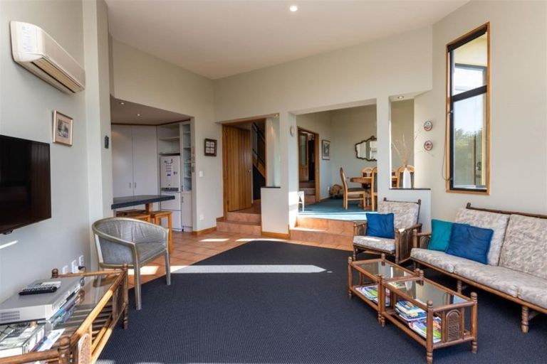 Photo of property in 2 Foxfield Lane, Westmorland, Christchurch, 8025