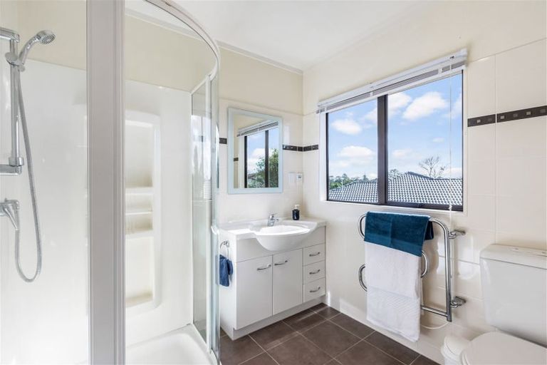 Photo of property in 6 D'urville Place, Gulf Harbour, Whangaparaoa, 0930