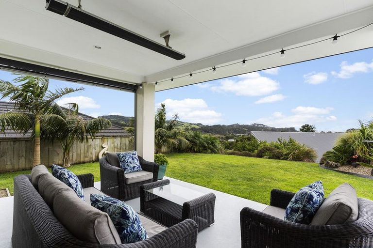 Photo of property in 31 Beachwood Drive, Hatfields Beach, Orewa, 0931