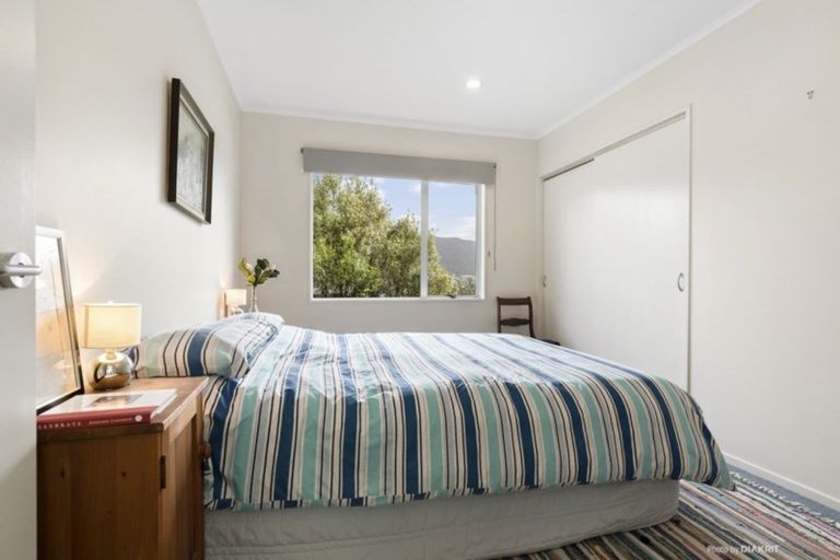 Photo of property in 96 Wadestown Road, Wadestown, Wellington, 6012