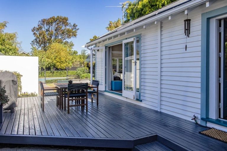 Photo of property in 98 Knowles Street, St Albans, Christchurch, 8052
