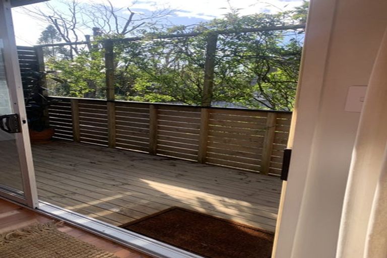 Photo of property in 4/20 Penning Road, Castor Bay, Auckland, 0620