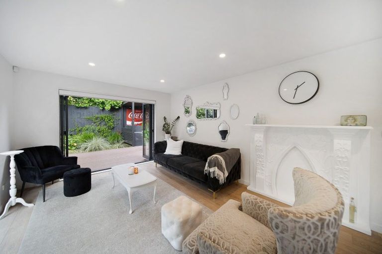 Photo of property in 40a Gills Road, Bucklands Beach, Auckland, 2014