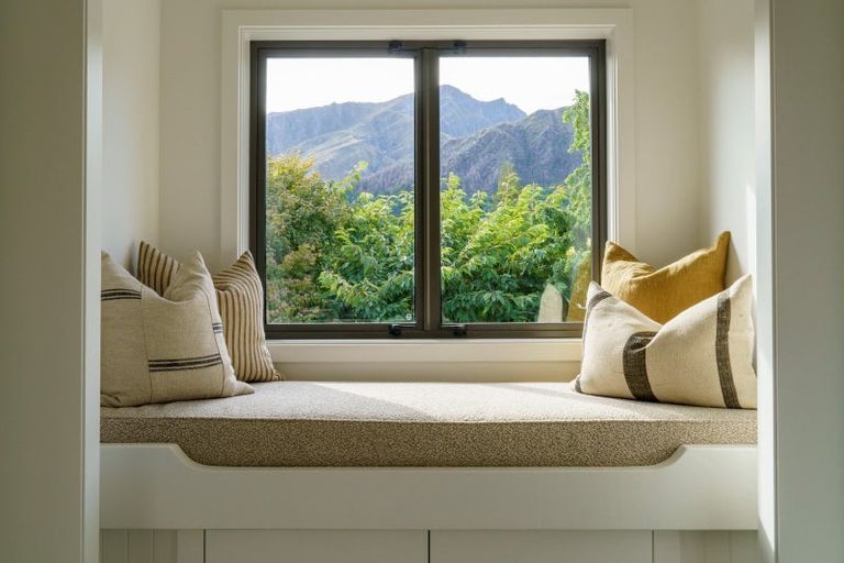 Photo of property in 10 Pritchard Place, Arrowtown, 9302