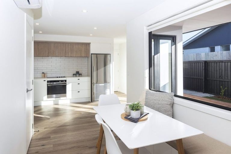 Photo of property in 164a Marine Parade, New Brighton, Christchurch, 8083