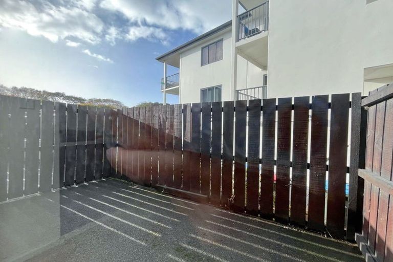 Photo of property in Fern Gardens, 12/51 Ireland Road, Mount Wellington, Auckland, 1060