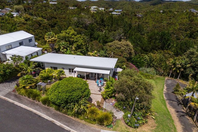 Photo of property in 19 Tui Grove, Paihia, 0200