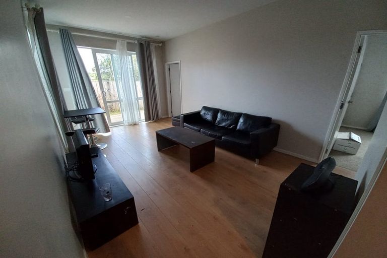 Photo of property in 6 St Claire Road, Silverdale, 0932