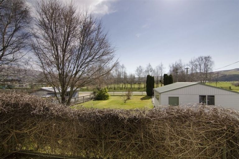 Photo of property in 12 Domain Road, Ettrick, Roxburgh, 9572