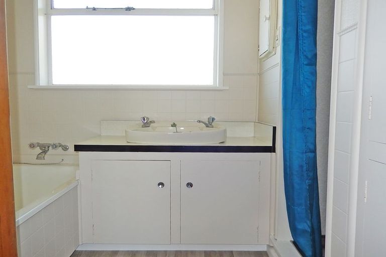 Photo of property in 56 Stuart Street, Holmes Hill, Oamaru, 9401