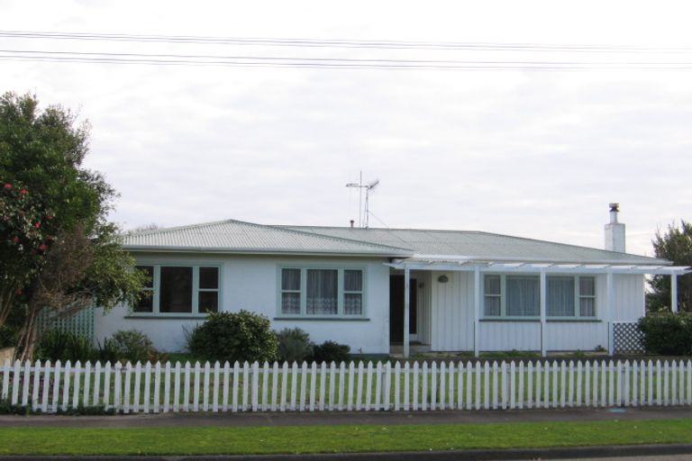 Photo of property in 4 Hurley Place, Awapuni, Palmerston North, 4412