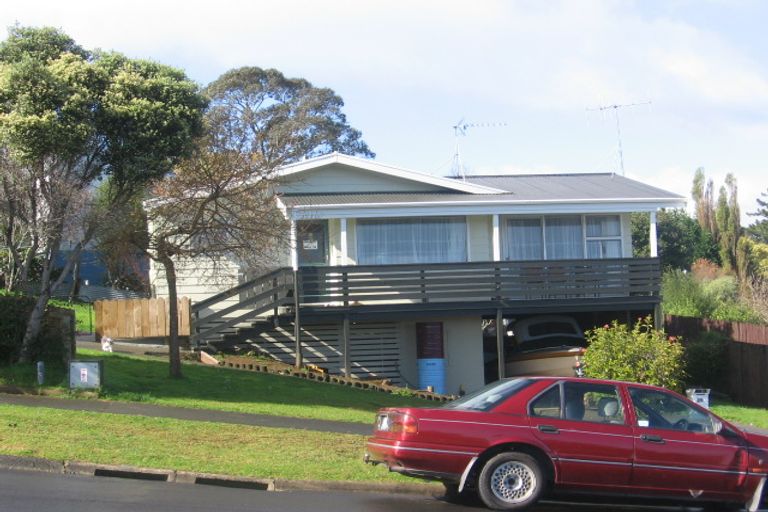 Photo of property in 29 Raumati Crescent, Onerahi, Whangarei, 0110