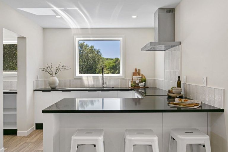 Photo of property in 12b Reeves Road, Acacia Bay, Taupo, 3330