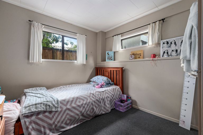 Photo of property in 207 Newcastle Road, Grandview Heights, Hamilton, 3200