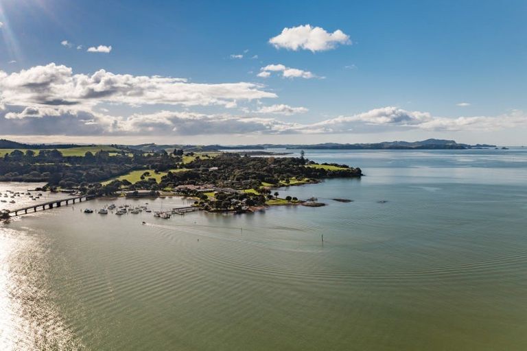 Photo of property in 168 Marsden Road, Paihia, 0200