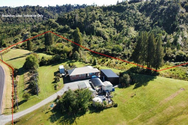 Photo of property in 941 Marsden Road, Marsden, Greymouth, 7872
