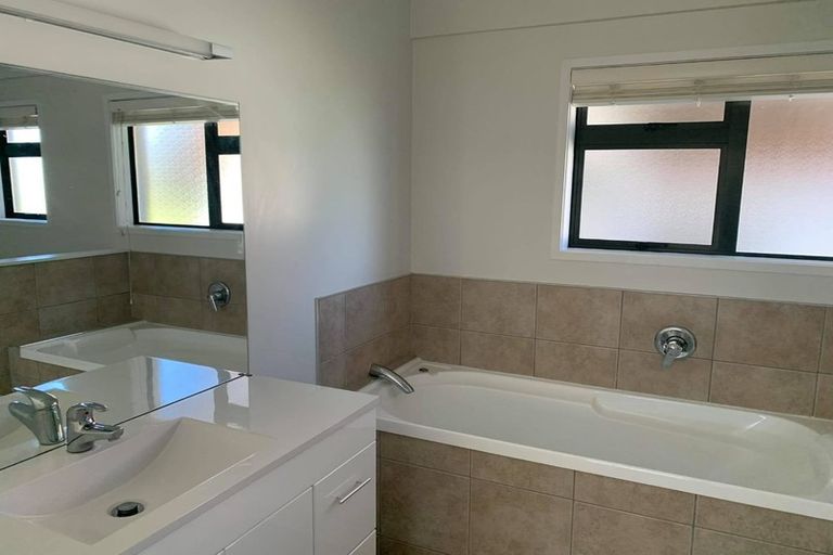 Photo of property in 1/41 Francis Street, Hauraki, Auckland, 0622