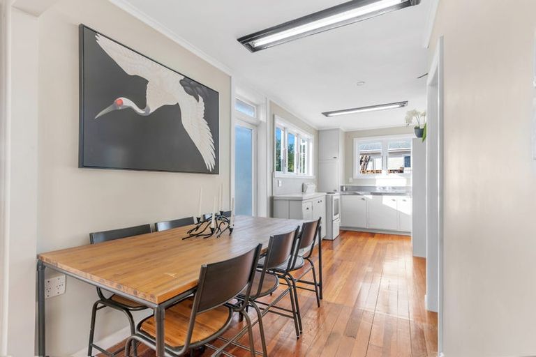 Photo of property in 2/26 Woodside Road, Massey, Auckland, 0614