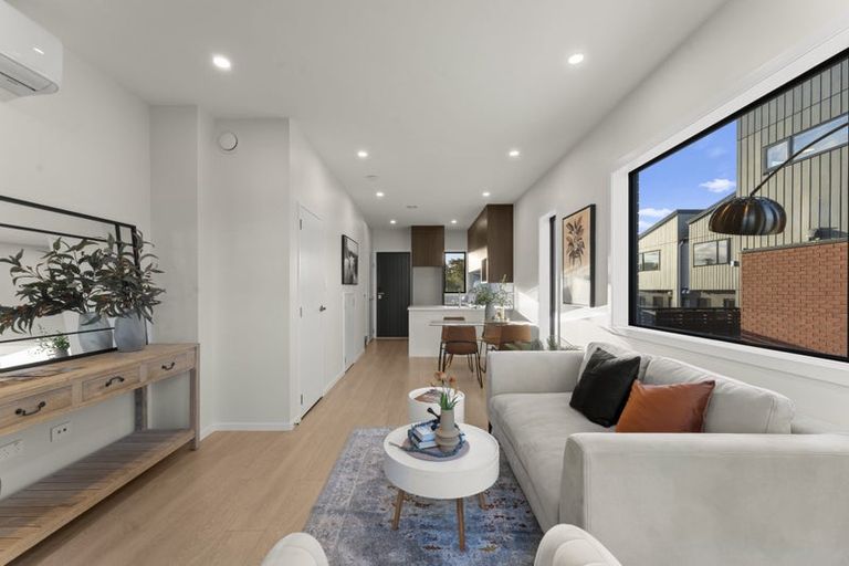 Photo of property in 24 Johns Creek Crescent, Silverdale, 0932