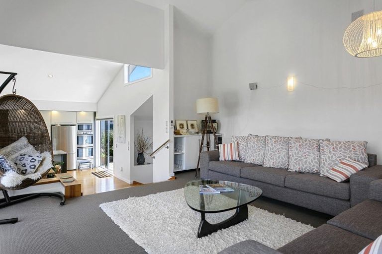 Photo of property in 11 Pukeko Way, Kinloch, Taupo, 3377