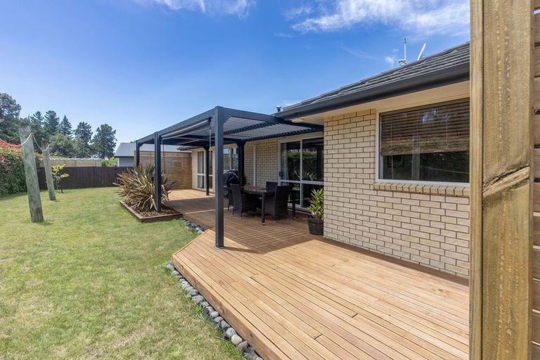 Photo of property in 60 John Norrie Place, Motuoapa, Turangi, 3382