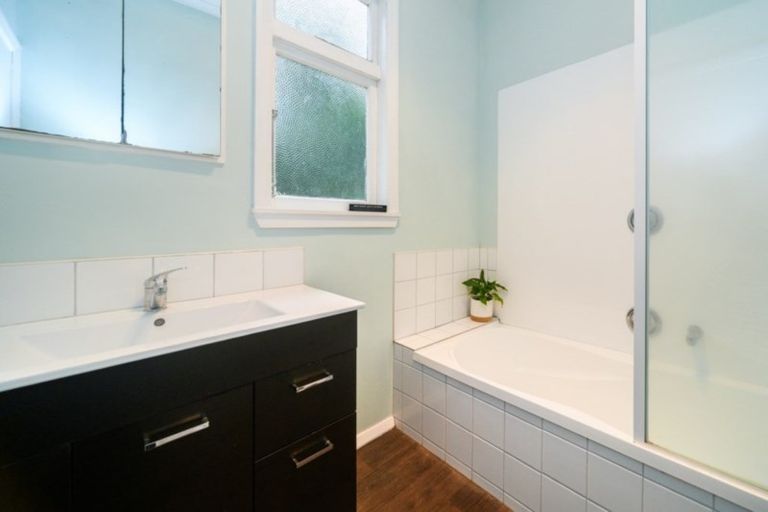 Photo of property in 39 Birmingham Street, Takaro, Palmerston North, 4412