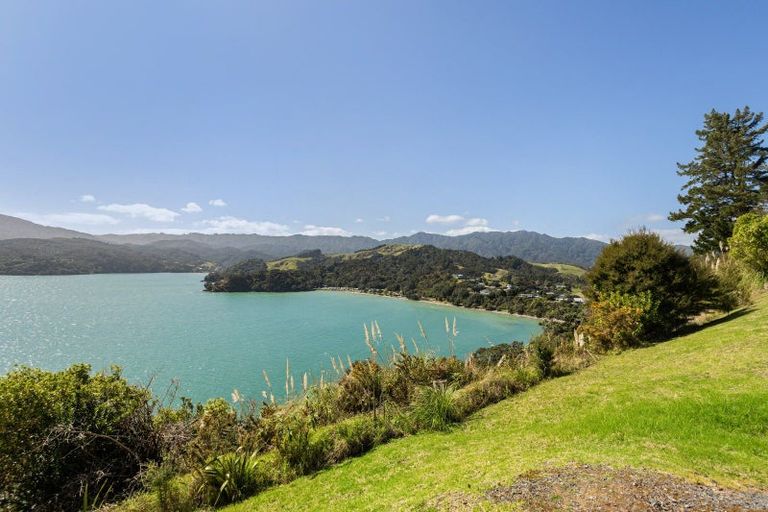 Photo of property in 1002 Wyuna Bay Road, Wyuna Bay, Coromandel, 3581
