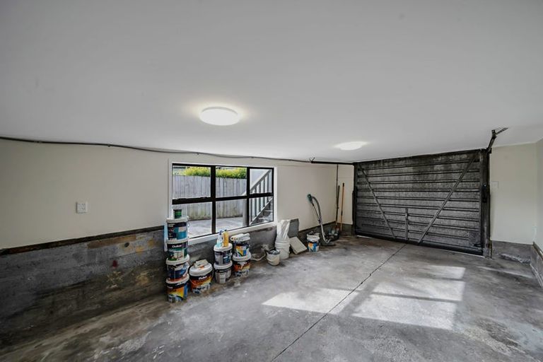 Photo of property in 7b Lowtherhurst Road, Massey, Auckland, 0614
