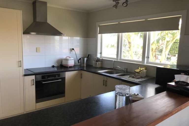 Photo of property in 9 Grassways Avenue, Pakuranga, Auckland, 2010