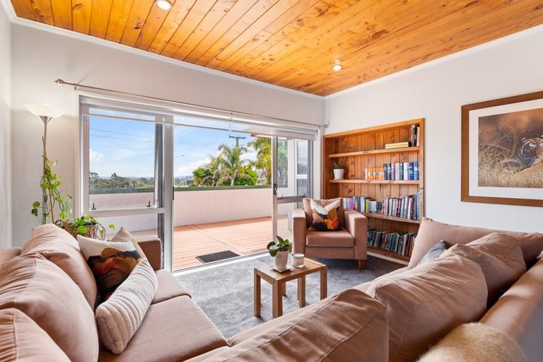 Photo of property in 133 Greenhithe Road, Greenhithe, Auckland, 0632